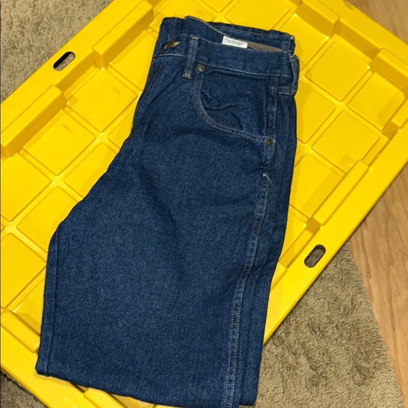 Wrangler Other - NWT Wrangler 32 x 36 blue jeans